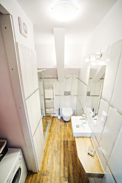 Apartamenty Everysky - Komuny Paryskiej カルパッチ エクステリア 写真